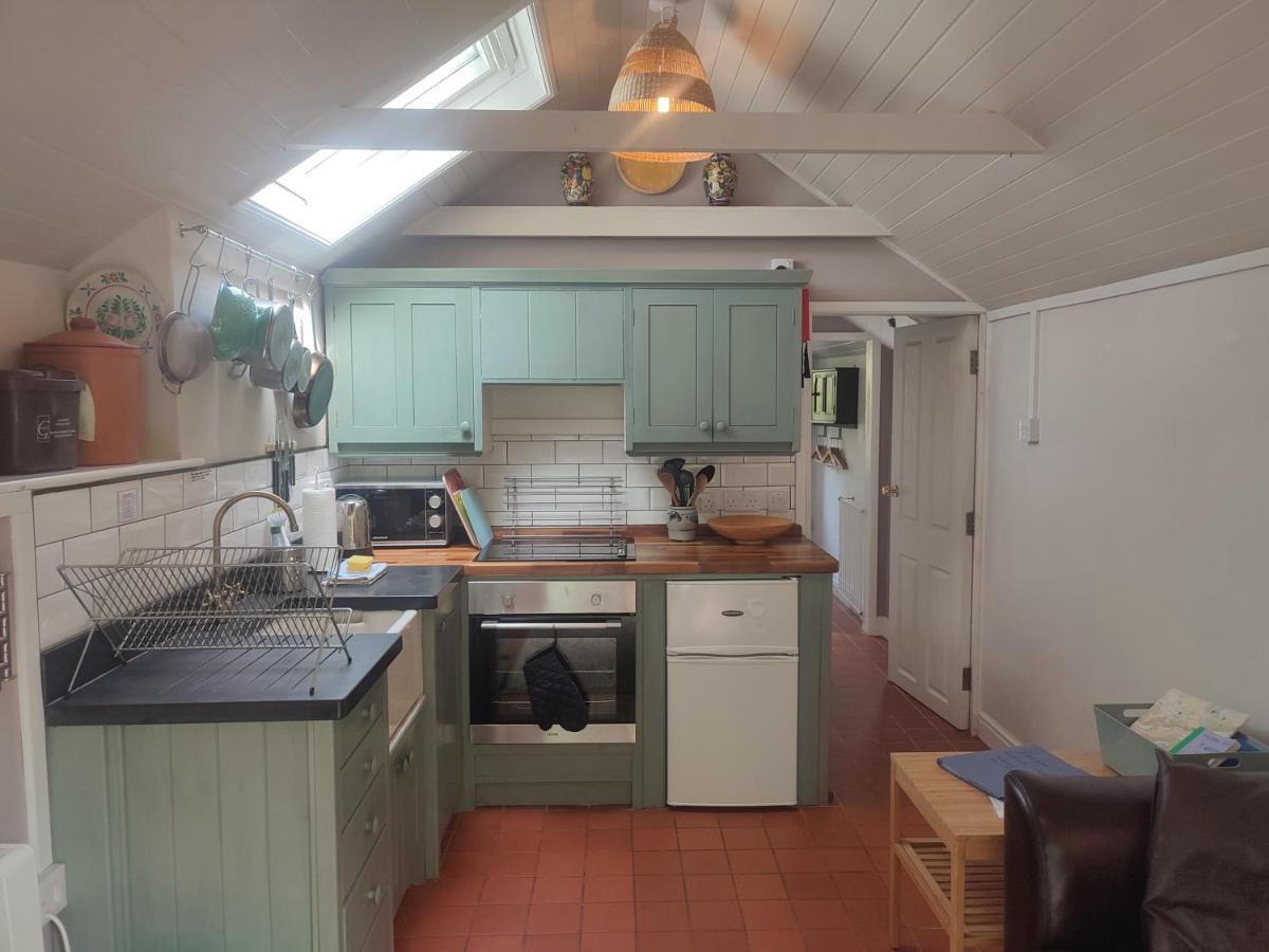 Y Gribyn - Modern Stone Cottage Within Snowdonia'S National Park Долгелай Екстериор снимка